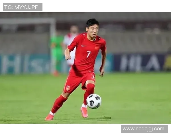 中国足球世界知名球星的成长历程与国际赛场上的精彩表现